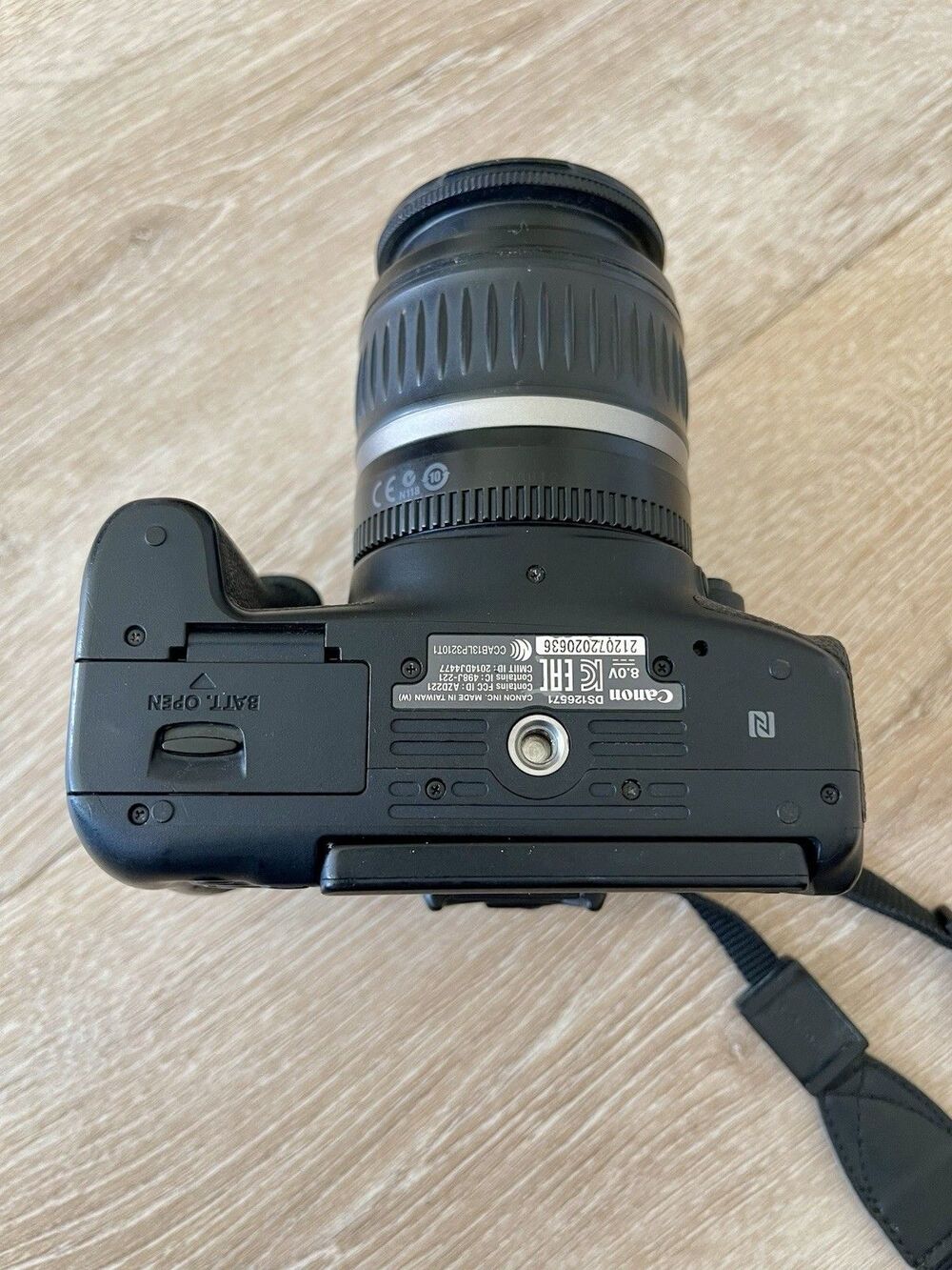 Canon EOS T6i 24.2MP Digital SLR Camera, 18-55mm f/3.5-5.6 IS STM - Picture 16 of 16